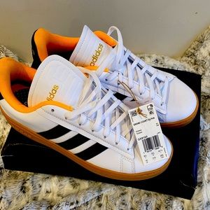 Women’s Grand Court Alpha
